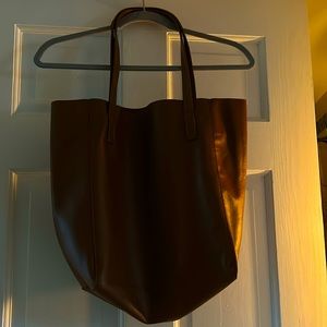 J CREW OUTLET TOTE  TAN LEATHER NEVER USED